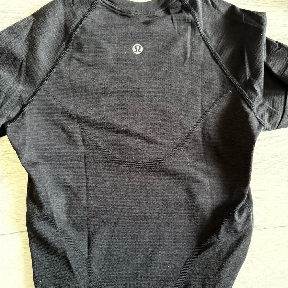 Size 0 Lululemon Black Athletic Shirt